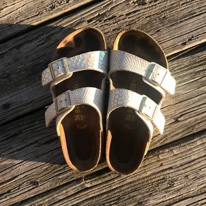 Birkenstock Arizona sandals Shiny Snake Cream
